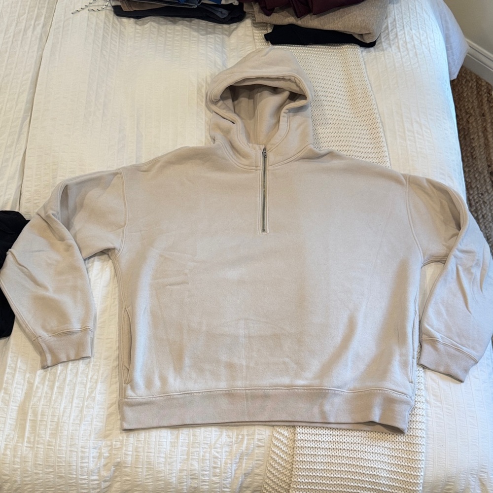 Men's Cream Hoodie Sweater